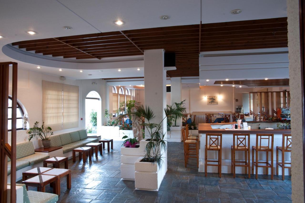 Albatross Hotel Maleme Eksteriør billede
