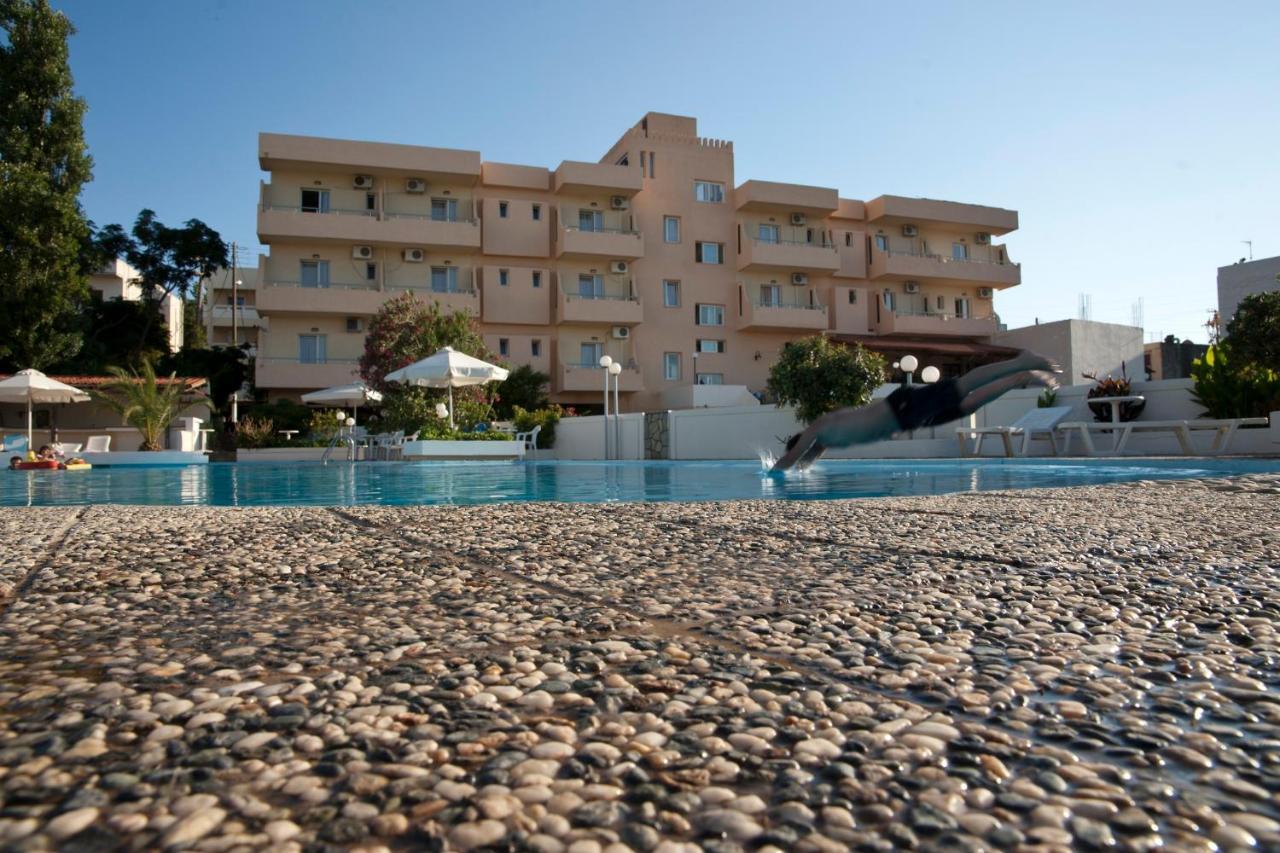 Albatross Hotel Maleme Eksteriør billede